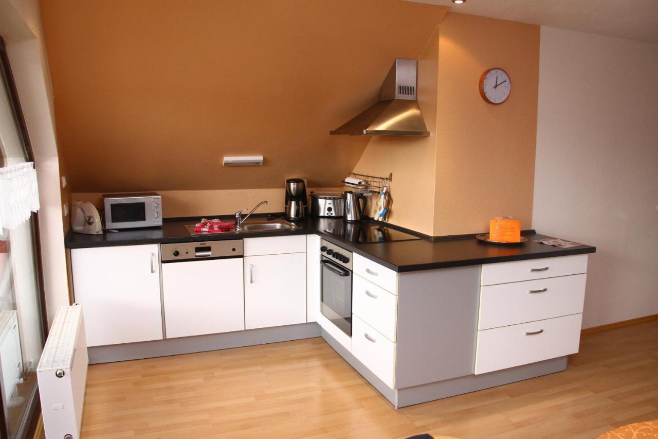 Ferienwohnungen Haus Albert Grossheubach Ngoại thất bức ảnh