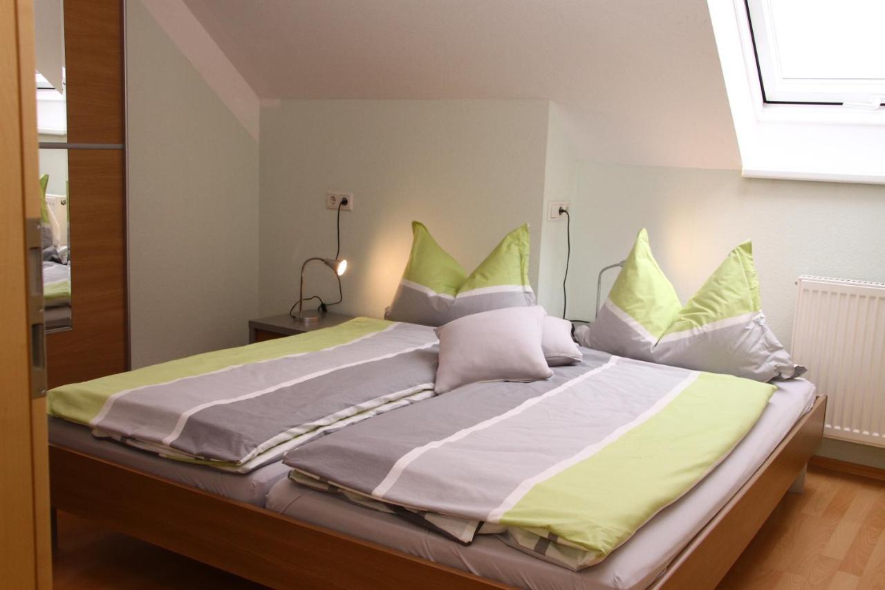 Ferienwohnungen Haus Albert Grossheubach Ngoại thất bức ảnh