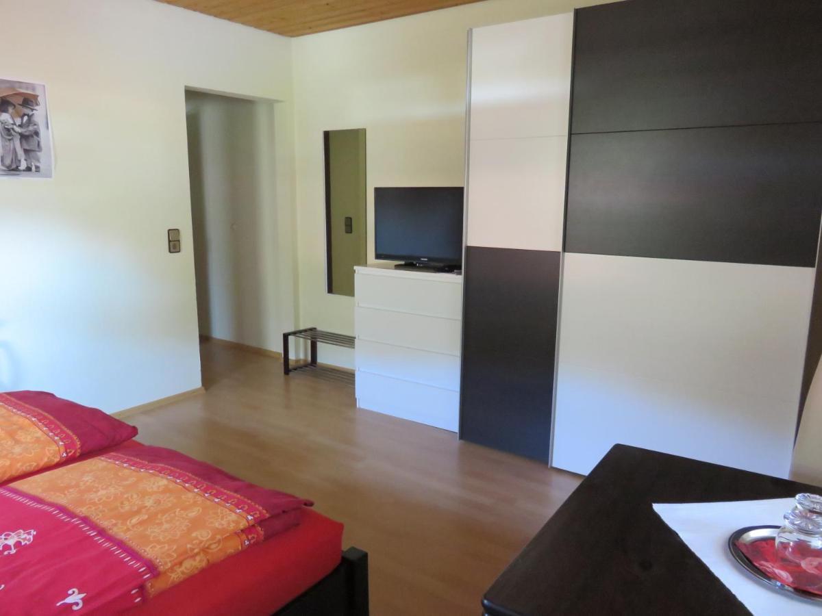 Ferienwohnungen Haus Albert Grossheubach Ngoại thất bức ảnh
